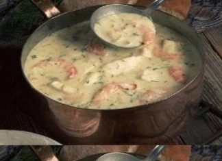 Luxurious Crab and Seafood Bisque