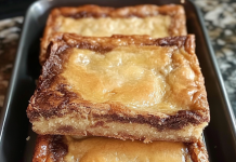 Get Ready for a Sweet Sensation: Ooey Gooey Bars That Will Melt in Your Mouth!