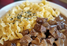 Satisfy Your Cravings with This Easy Beef Tips, Egg Noodles, and Creamy Gravy Recipe!