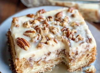 Dive into Decadence: This Butter Pecan Praline Poke Cake Will Leave You Speechless!