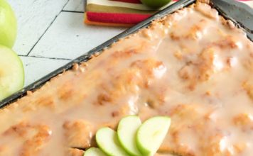 Mom’s Irresistible Flat Apple Pie