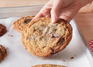 Chocolate Chip Cookies