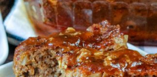 meatloaf with a tomato beef sauce