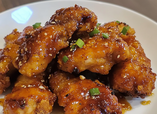 Get Ready to Indulge: This Crispy Honey Garlic Chicken Will Leave You Wanting More!