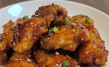 Get Ready to Indulge: This Crispy Honey Garlic Chicken Will Leave You Wanting More!