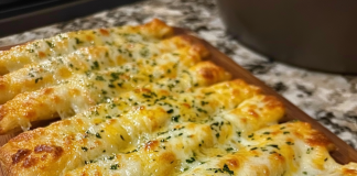 Delight in the Flavor: Homemade Cheesy Garlic Breadsticks That Will Steal the Show!
