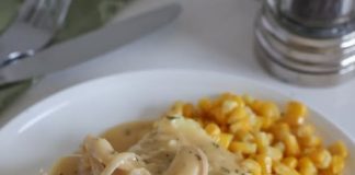 Crockpot Chicken and Gravy