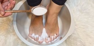 I Put Baking Soda on My Feet, and Look What Happened!