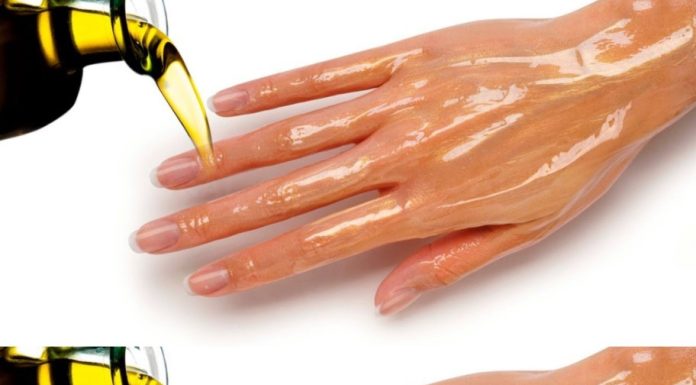 5 Simple Ways to Make Your Hands Look Younger (Including Olive Oil!)