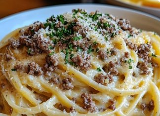 Cheesy Garlic Butter Linguine Pasta with Savory Ground Beef