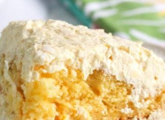 Finger Lickin’ Good Cake (Barbara Mandrell’s “Pig-Lickin’ Cake”)