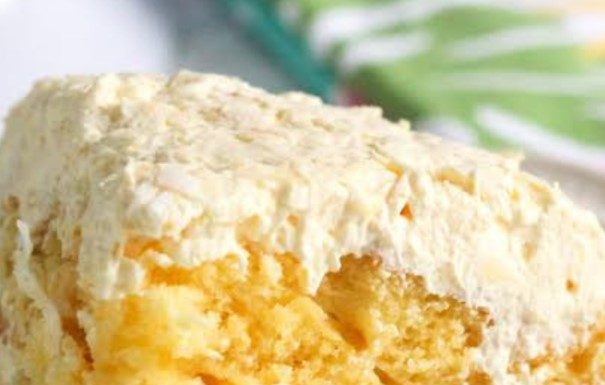 Finger Lickin’ Good Cake (Barbara Mandrell’s “Pig-Lickin’ Cake”)