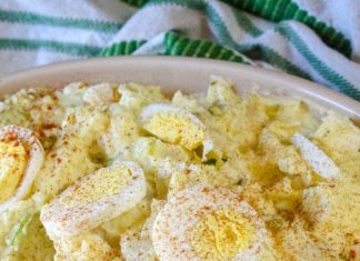 mama’s old-fashioned potato salad – dee dee’s