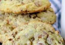 Melt-in-Your-Mouth Toffee Pecan Cookies
