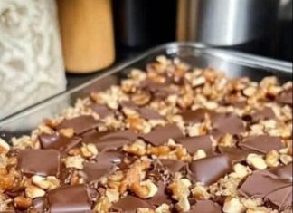 Caramel Chocolate Crunch Bars