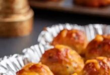 4-Ingredient Sausage Balls