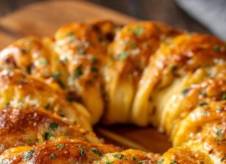 Spicy Italian Crescent Ring
