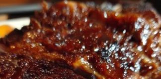 Crockpot Barbecue Ribs