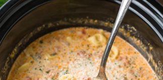 slow cooker creamy tortellini soup