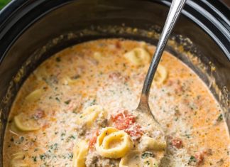 slow cooker creamy tortellini soup