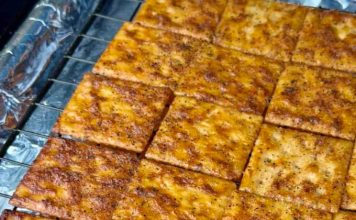 Smoked BBQ Saltine Crackers