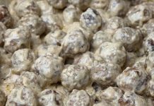 Cajun Alfredo Party Meatballs