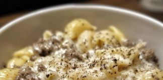 one pot beef and cheddar ranch pasta