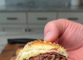 Mississippi Pot Roast Sliders