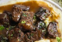 Steak Bites with Mashed Potatoes
