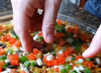 Taco Bell Mexican Pizza