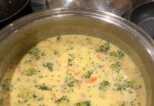 Crockpot Broccoli Cheese Soup