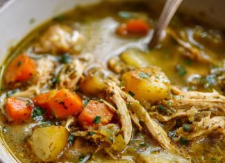 Green Chile Chicken Stew