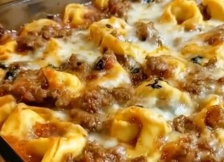 Cheesy Baked Tortellini Casserole