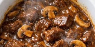 Slow Cooker 4-Ingredient Mushroom Beef Tips