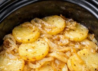 Slow Cooker Potato and Onion Bake