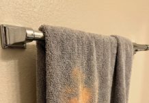 Why Your Towels Get Orange Stains That Won’t Wash Out