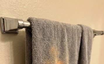 Why Your Towels Get Orange Stains That Won’t Wash Out