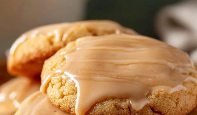 Maple Cookies with Maple Icing