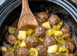 Crockpot Mississippi Meatballs