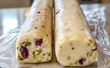Cranberry Pistachio Shortbread Cookies