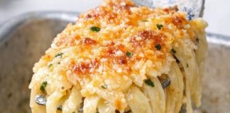 Oven-Baked Garlic Parmesan Noodles