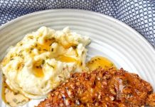 Savannah‑Inspired Pecan‑Crusted Chicken with Hot Honey Butter