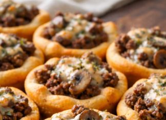 Beef and Mushroom Crescent Cups