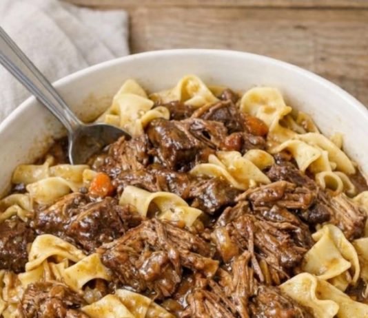 Crockpot Beef and Noodles