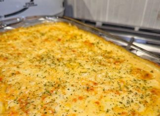 Creamy Lemon Chicken Orzo Bake