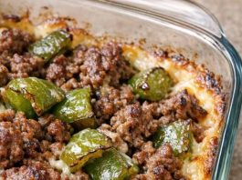 Oven-Baked 4-Ingredient Amish Beef and Bell Pepper Bake