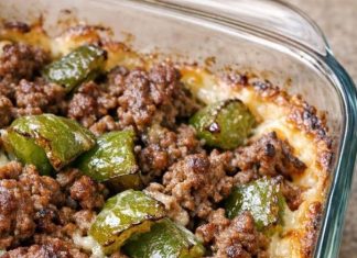 Oven-Baked 4-Ingredient Amish Beef and Bell Pepper Bake