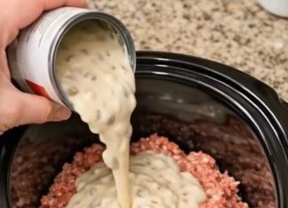 Creamy Mushroom Chicken Bake – A Simple Oven Dinner That’s Always a Hit