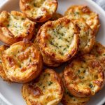 Sandwich Crust Garlic Rolls