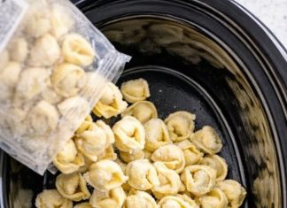 Slow Cooker 5-Ingredient Frozen Tortellini Comfort Bake